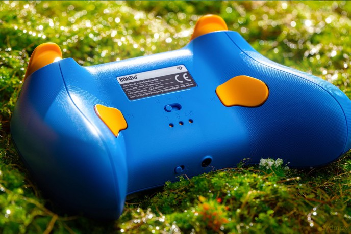 8Bitdo - Ultimate 3-Mode Xbox RARE Edition - Blue