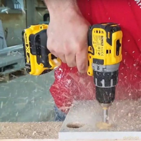DeWALT DCD799N-XJ 18V XR Brushless Hammer Drill Driver, 74 Nm, Body Only, LED Light, 2-Speed, 15-Position Clutch (Solo no battery or charger)