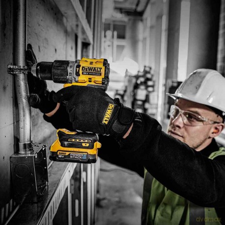 DeWalt DCK2051P2T-QW 18V XR Cordless Combo Kit