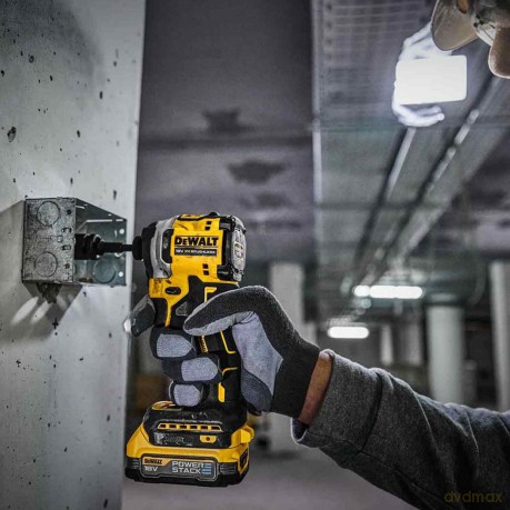 DeWalt DCK2051P2T-QW 18V XR Cordless Combo Kit