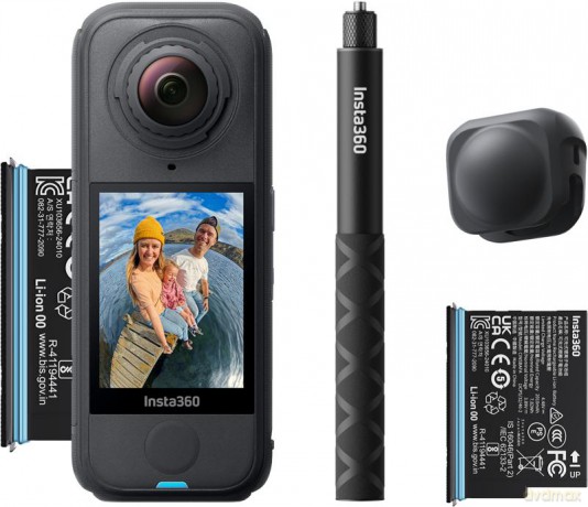 Insta360 - X4 Air Starter Bundle
