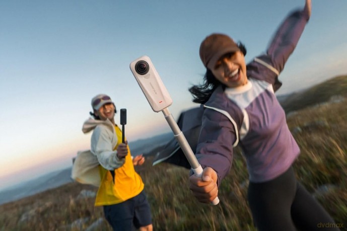 Insta360 - X4 Air Starter Bundle