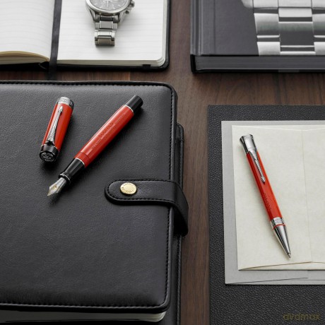 Parker - Duofold Centennial Fountain Pen - Red