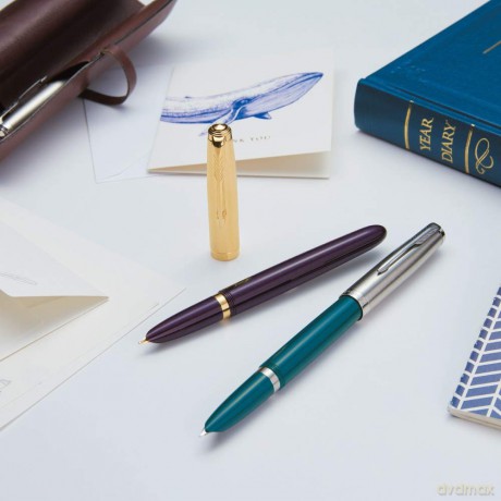 Parker - Parker 51 Fountain Pen - Deluxe Plum - Fine 18k Gold Nib