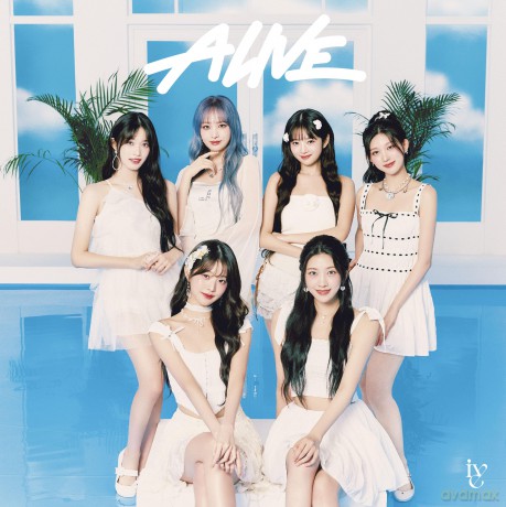 Ive: Alive (Limited) [CD]