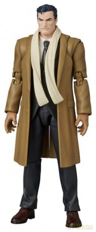 DC Comics MAFEX Action Figure Bruce Wayne (Batman: Hush Ver.) 16 cm