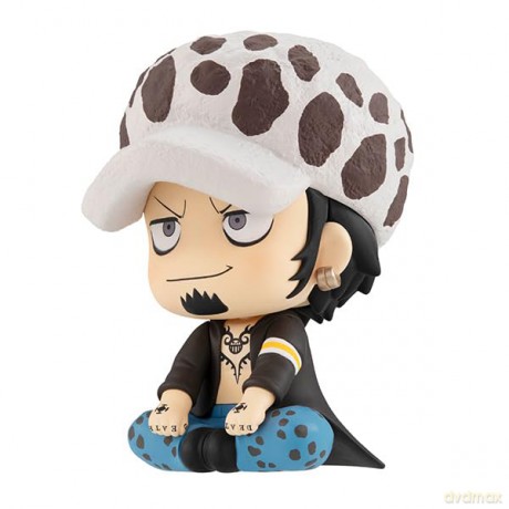 One Piece Look Up PVC Statue Trafalgar Law 11 cm