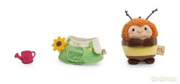 NICI mymochi przytulanka szerszeń Hadshi 8cm z konewką w kostiumie ogrodnika