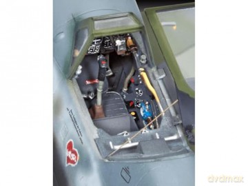 Model plastikowy samolot Messerschmitt Bf109G-10 Erla 1:32