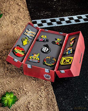 Crash Team Racing Toolbox Pin Badge Set