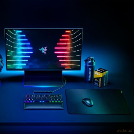 Razer - STRIDER - XXL