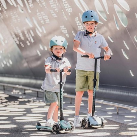 Scoot and Ride - Highwaykick 5 LED - Steel (HWK5CW05)
