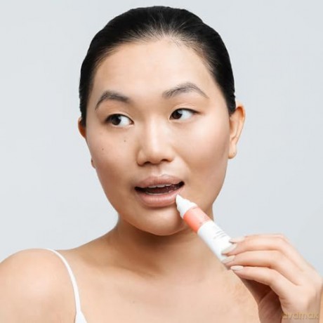 The Organic Pharmacy - Vitamin Protection Lip Balm (TOPSCALB00010)