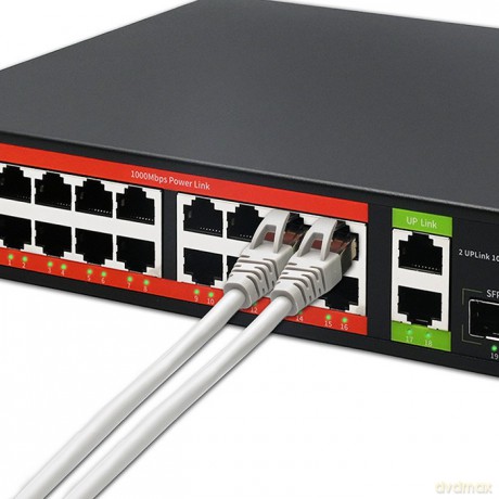 Przełącznik sieciowy SWITCH Gigabit Ethernet PoE | 16x RJ45 | 2x RJ45 Uplink | 2x SFP | 1000 Mb/s