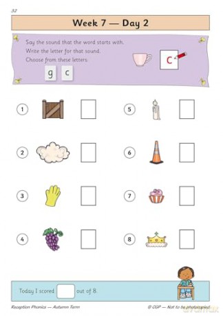Reception Phonics Daily Practice Book: Autumn Term (CGP Reception Daily Workbooks) - CGP Books [KSIĄŻKA]