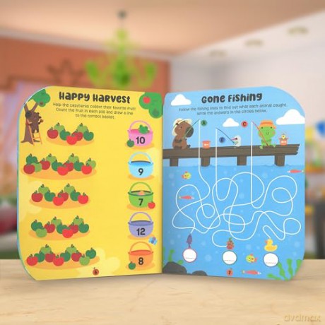 Capybara Club Activity Book - Amber Oliver [KSIĄŻKA]