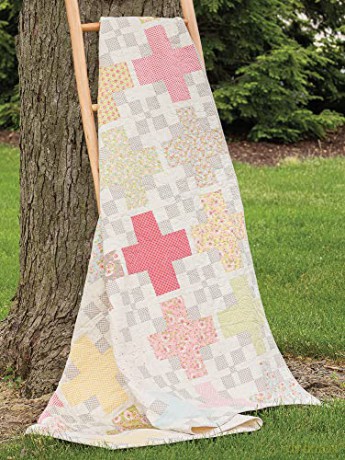 Let's Get Scrappy: 9 stash-busting quilt designs (Annie's Quilting) - Annie's Quilting [KSIĄŻKA]