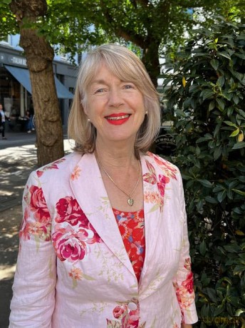 The Wartime Librarian's Secret: The new uplifting WWII romance saga novel from bestselling author Molly Green, perfect for fans of Kate Quinn, Nancy Revell and Anna Stuart: 2 - Molly Green [KSIĄŻKA]