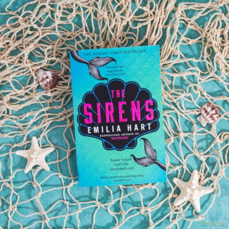 The Sirens: The Instant Sunday Times bestseller - Emilia Hart [KSIĄŻKA]