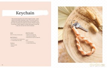 The Beginner's Guide to Macramé: Easy techniques and 8 fun projects - Isabella Strambio [KSIĄŻKA]