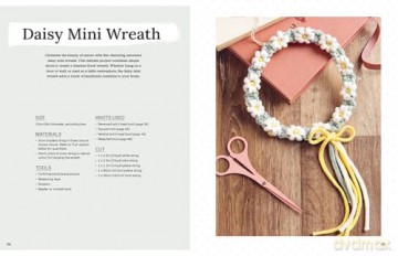 The Beginner's Guide to Macramé: Easy techniques and 8 fun projects - Isabella Strambio [KSIĄŻKA]