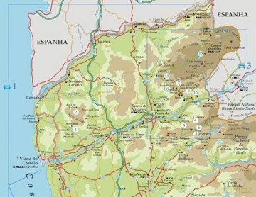 Northern Portugal Sunflower Walking Guide 5e: 30 long and short walks and 3 car tours (Sunflower Guides) - Paul Burton [KSIĄŻKA]