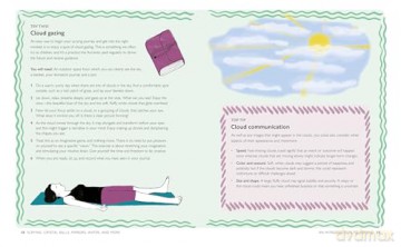 The Beginner's Guide to Divination: How to reveal the future, from crystal balls and palm reading to tarot, runes, tea leaves, and more - Kirsten Riddle [KSIĄŻKA]