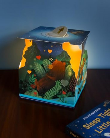 Sleep Tight, Little One: A Night Light Book - Johnny Barr [KSIĄŻKA]