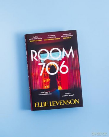 Room 706: the addictive new novel with an ending that demands to be talked about - Ellie Levenson [KSIĄŻKA]