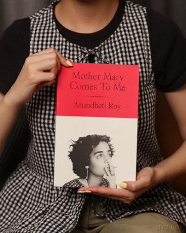 Mother Mary Comes To Me: The Sunday Times bestselling memoir from the Booker Prize-winning author of The God of Small Things - Arundhati Roy [KSIĄŻKA]