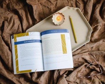 Jesus Calling 52-Week Bible Study: Experience the Presence of God (Jesus Calling Bible Studies) - Sarah Young [KSIĄŻKA]