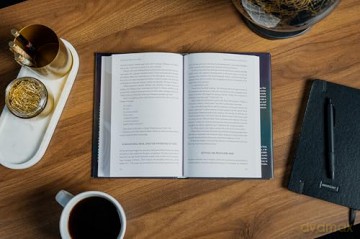 Bringing Heaven Here: How The Lord's Prayer Can Change Your Life and Our World - Brad Nelson [KSIĄŻKA]