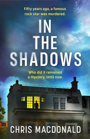 The In The Shadows - Chris MacDonald [KSIĄŻKA]