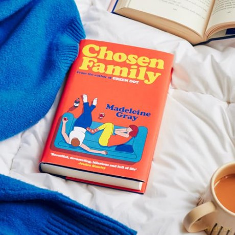 Chosen Family: The unforgettable new novel - Madeleine Gray [KSIĄŻKA]