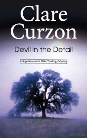 Devil In The Detail (A Superintendent Mike Yeadings Mystery) - Clare Curzon [KSIĄŻKA]