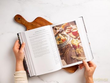 Seafood: The Ultimate Cookbook [KSIĄŻKA]