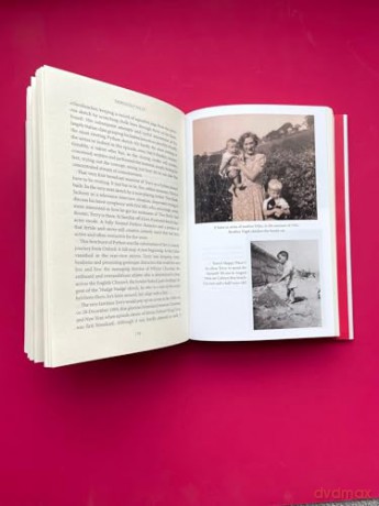 Seriously Silly: The Life of Terry Jones (the authorised biography) - Robert Ross [KSIĄŻKA]