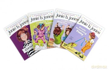 Junie B. Jones Third Boxed Set Ever!: Books 9-12 - Barbara Park [KSIĄŻKA]