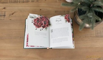 Emmanuel: An Invitation to Prepare Him Room at Christmas and Always - Ruth Chou Simons [KSIĄŻKA]