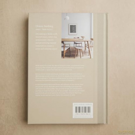 The Quiet Home: House Hushing for Calm and Intentional Living - Michelle Halford [KSIĄŻKA]