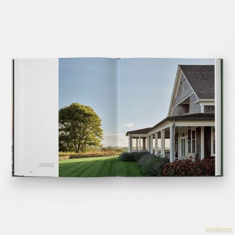 Summer by the Sea: Cottages from Watch Hill to Little Compton - Thomas A. Kligerman [KSIĄŻKA]