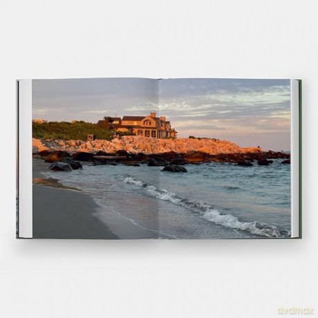 Summer by the Sea: Cottages from Watch Hill to Little Compton - Thomas A. Kligerman [KSIĄŻKA]