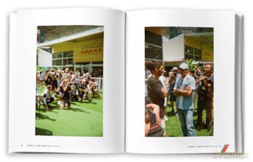 Racing Unfiltered: A Year in Motorsports Captured on Film [KSIĄŻKA]