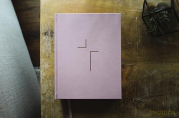The Jesus Bible, ESV Edition, Leathersoft over Board, Pink [KSIĄŻKA]