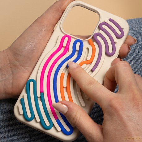 Nakładka DIY Snake do iPhone 11 beżowa