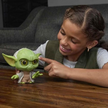 Hasbro Disney Star Wars Force N Telling Yoda English Language G0708