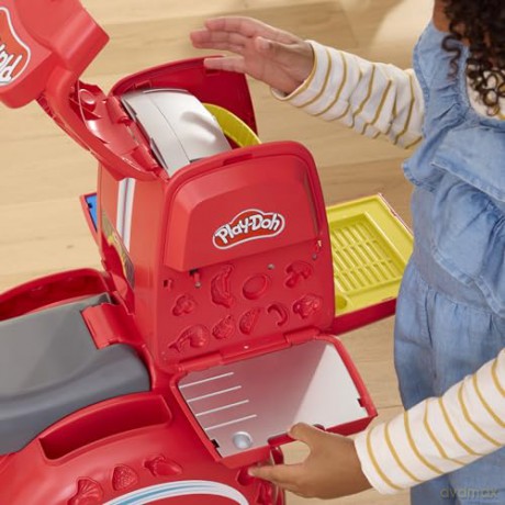 Hasbro PlayDoh Pizza Delivery Scooter Playset F8803