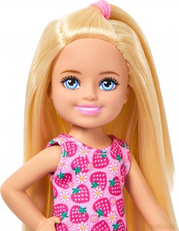Mattel Barbie Family Friends Club Chelsea Strawberry Mini Doll JJB33
