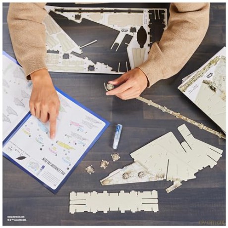 Spin Master Disney Star Wars 4D Build Millennium Falcon 3D Cardstock Puzzle Model Kit 6069815