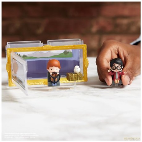 Spin Master Harry Potter Micro Magical Moments Ron WeaslyHedwigHarry Potter Mini Figures 3Pack 6068612